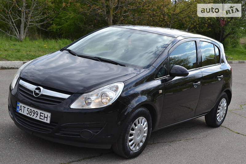 Хетчбек Opel Corsa 2009 в Калуші