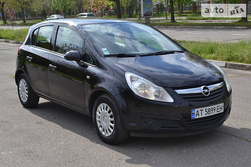 Хетчбек Opel Corsa 2009 в Калуші