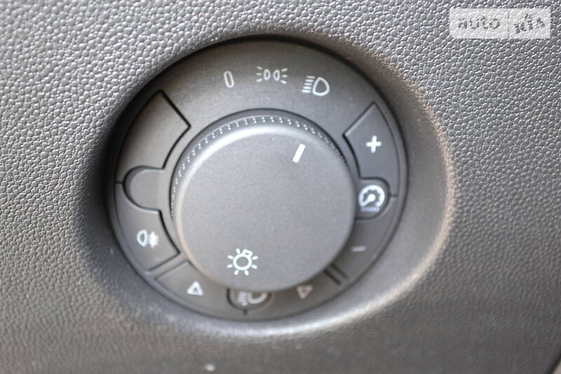 Хетчбек Opel Corsa 2009 в Калуші