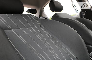 Хетчбек Opel Corsa 2007 в 
