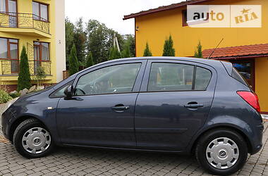 Хетчбек Opel Corsa 2007 в 