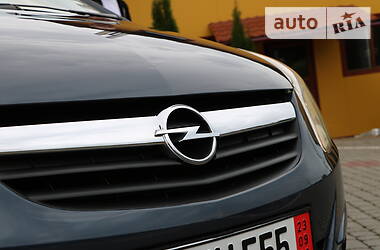Хетчбек Opel Corsa 2007 в 
