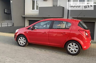 Хэтчбек Opel Corsa 2014 в Ужгороде