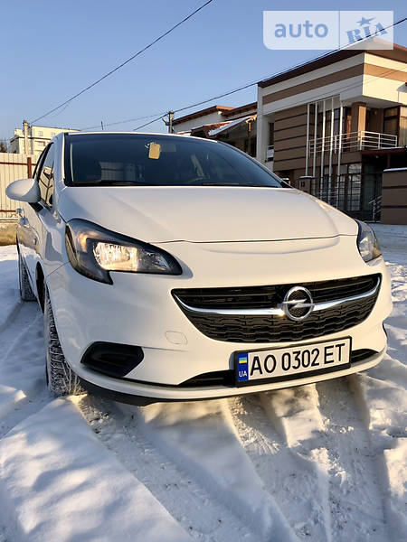 Хетчбек Opel Corsa 2016 в Ужгороді