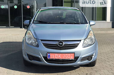Хэтчбек Opel Corsa 2008 в Нововолынске