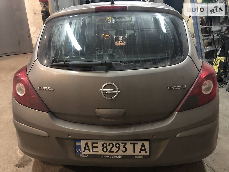 Хэтчбек Opel Corsa 2013 в Днепре