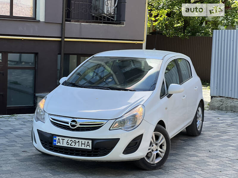 Хэтчбек Opel Corsa 2012 в Коломые