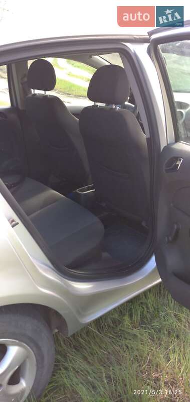 Хэтчбек Opel Corsa 2009 в Кременчуге