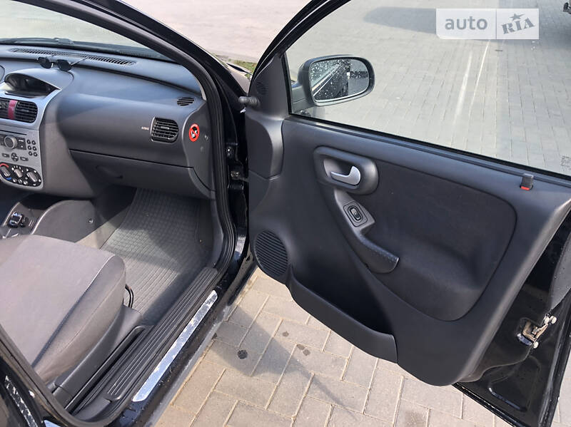 Хэтчбек Opel Corsa 2006 в Коломые