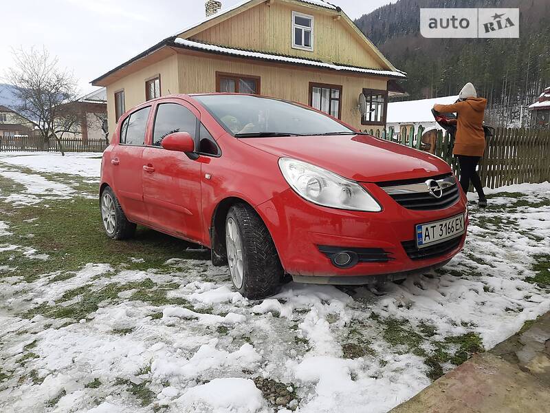 Хэтчбек Opel Corsa 2006 в Ивано-Франковске фото 2 Хэтчбек Opel Corsa 2006 в Ивано-Франковске