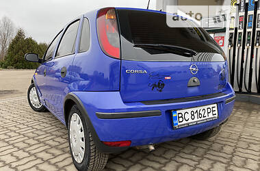 Хэтчбек Opel Corsa 2006 в Дрогобыче