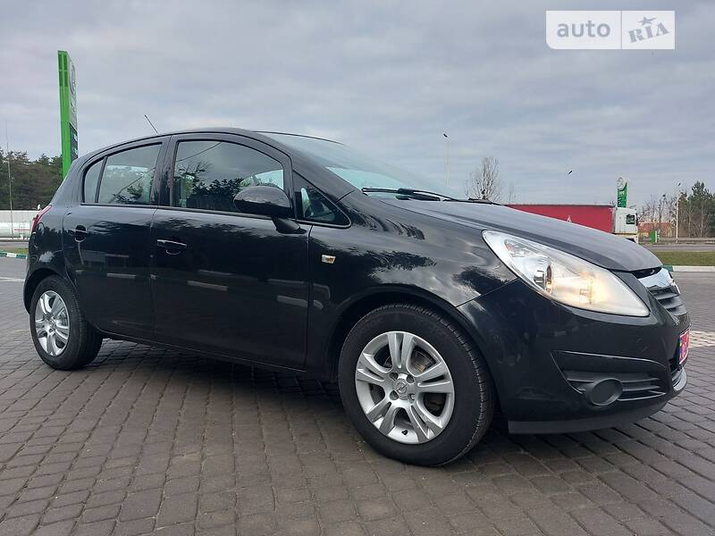 Хетчбек Opel Corsa 2009 в Бродах