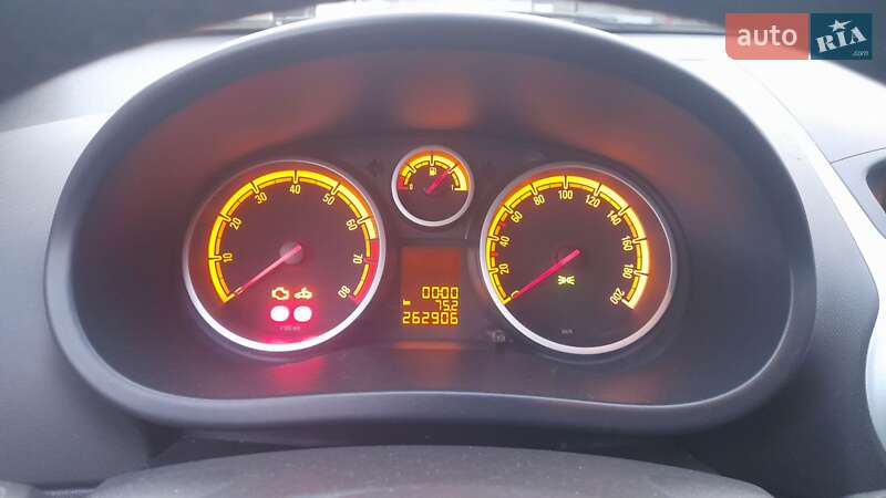 Хэтчбек Opel Corsa 2008 в Перечине