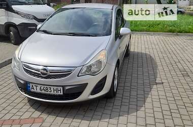 Хетчбек Opel Corsa 2011 в Калуші