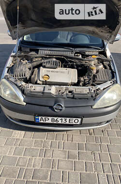 Хэтчбек Opel Corsa 2001 в Запорожье