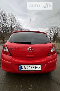 Хэтчбек Opel Corsa 2013 в Чернигове