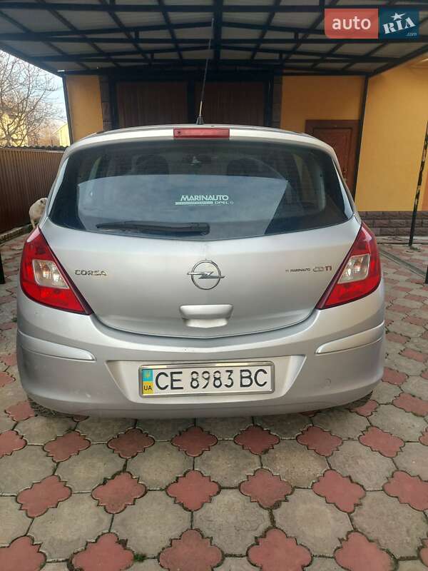 Хэтчбек Opel Corsa 2007 в Кицмани