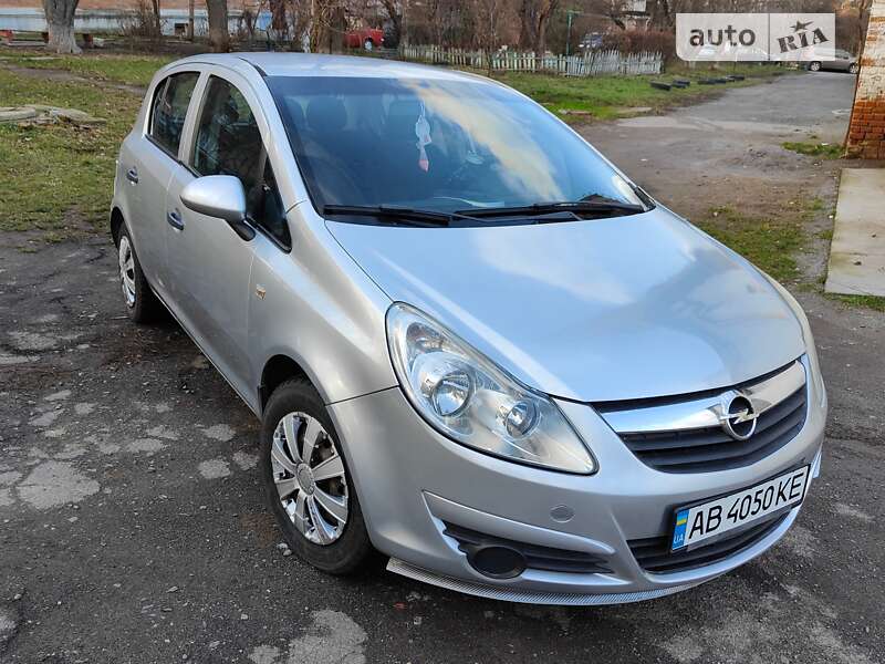 Хэтчбек Opel Corsa 2007 в Виннице