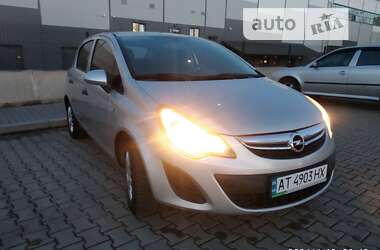 Хэтчбек Opel Corsa 2013 в Ивано-Франковске