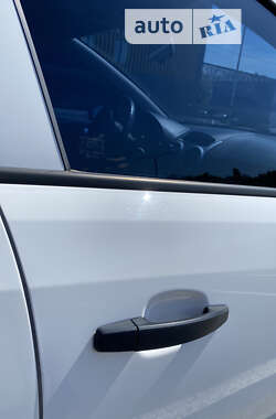 Хетчбек Opel Corsa 2014 в 