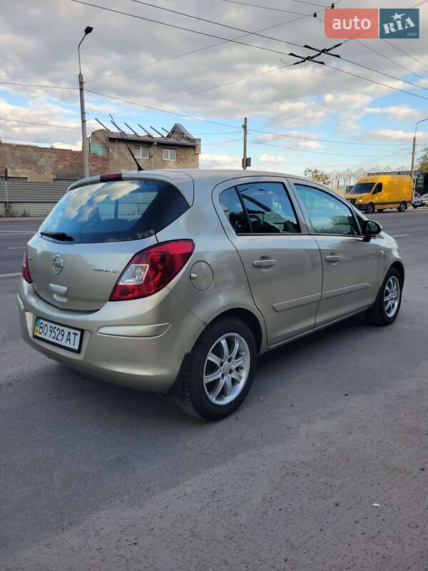 Хетчбек Opel Corsa 2007 в Тернополі