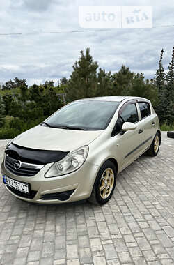 Хэтчбек Opel Corsa 2007 в Киеве