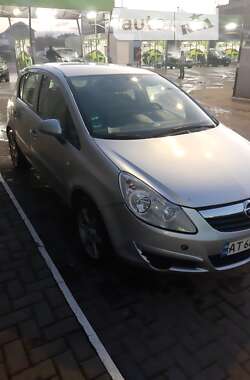 Хэтчбек Opel Corsa 2009 в Ивано-Франковске