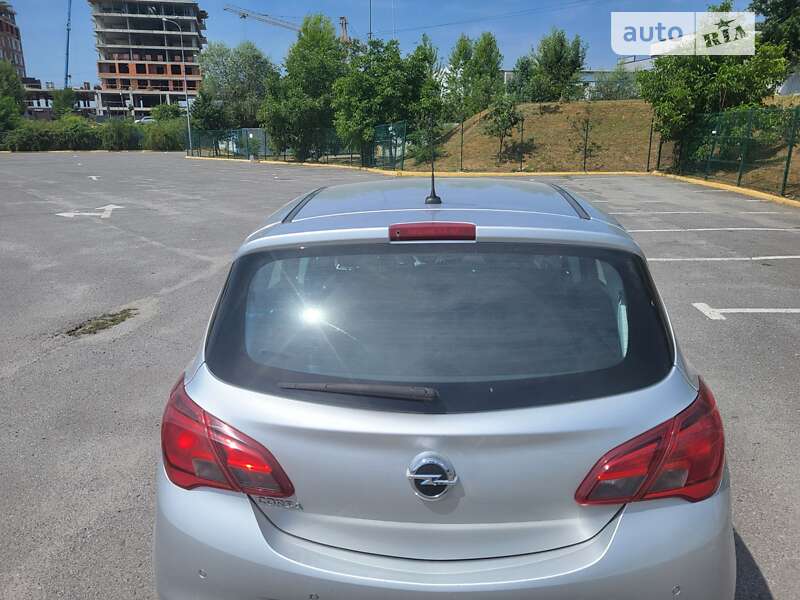 Хэтчбек Opel Corsa 2016 в Ужгороде