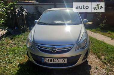 Хэтчбек Opel Corsa 2012 в Киеве