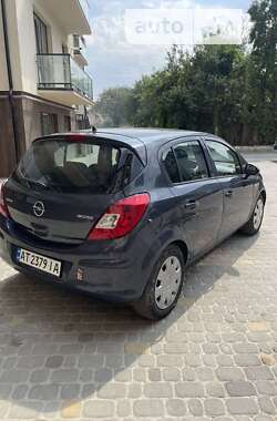 Хетчбек Opel Corsa 2009 в Коломиї