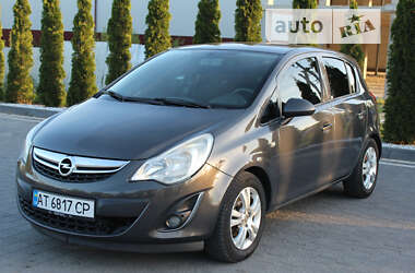 Хетчбек Opel Corsa 2013 в Івано-Франківську