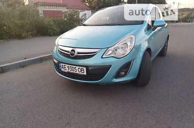 Хетчбек Opel Corsa 2012 в Дніпрі