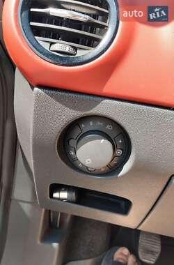Хэтчбек Opel Corsa 2008 в 