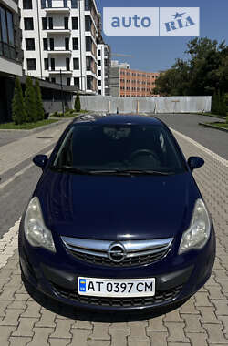 Хетчбек Opel Corsa 2011 в Києві