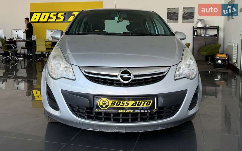 Хетчбек Opel Corsa 2012 в Шептицькому