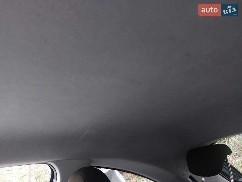 Хэтчбек Opel Corsa 2010 в Львове