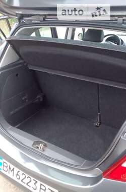 Хетчбек Opel Corsa 2012 в 