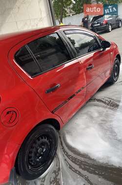 Хэтчбек Opel Corsa 2008 в 
