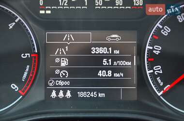 Хэтчбек Opel Corsa 2015 в 