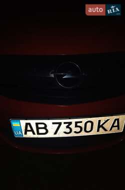 Хэтчбек Opel Corsa 2008 в 