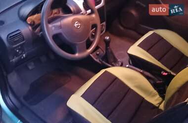 Хэтчбек Opel Corsa 2003 в 