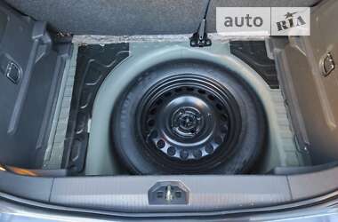 Хэтчбек Opel Corsa 2008 в 