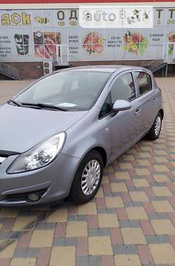 Хетчбек Opel Corsa 2009 в Гайсину