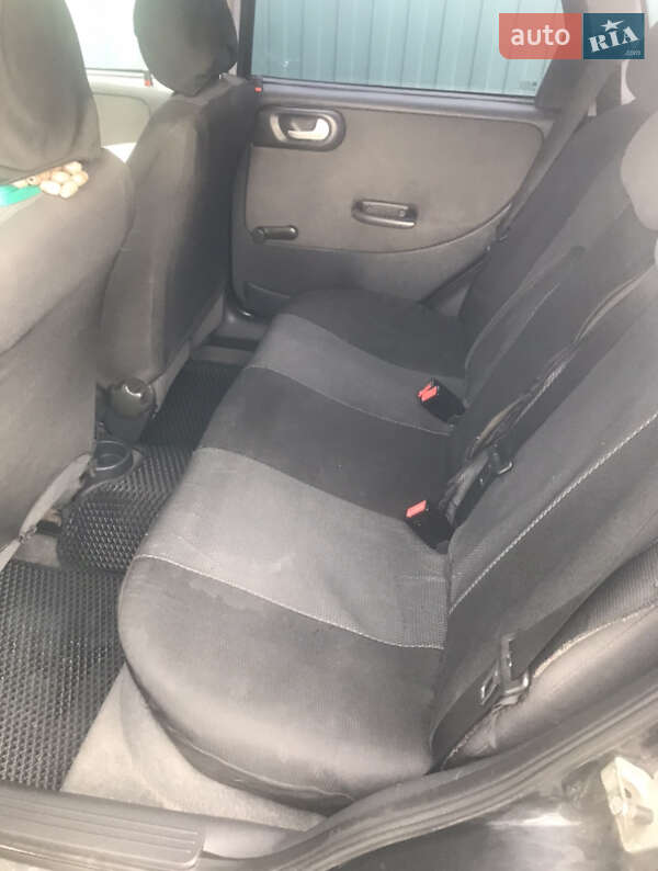 Хэтчбек Opel Corsa 2003 в Житомире