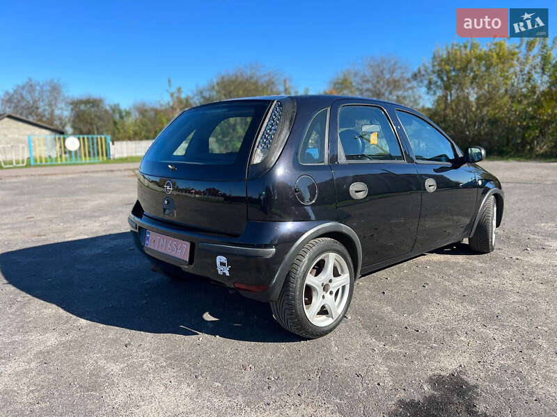 Хэтчбек Opel Corsa 2005 в Дубно фото 2 Хэтчбек Opel Corsa 2005 в Дубно