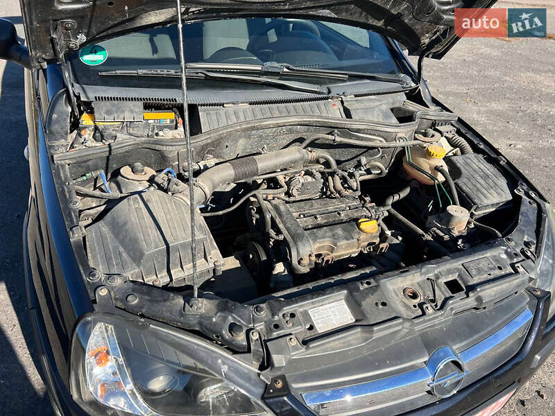 Хэтчбек Opel Corsa 2005 в Дубно фото 21 Хэтчбек Opel Corsa 2005 в Дубно