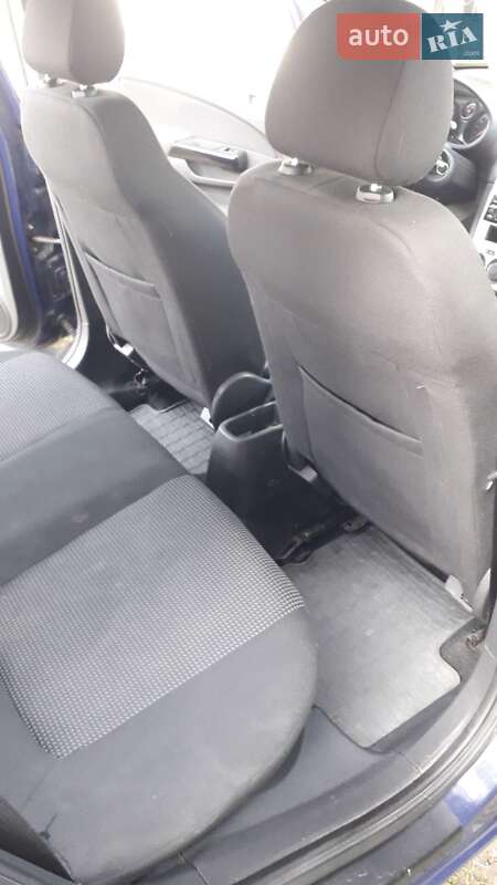 Хэтчбек Opel Corsa 2009 в Новояворовске