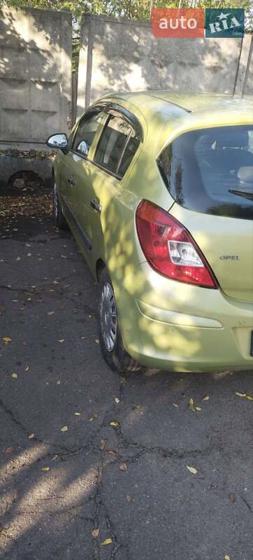 Хэтчбек Opel Corsa 2007 в Николаеве
