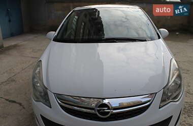 Хэтчбек Opel Corsa 2012 в Ивано-Франковске