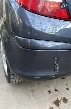 Хэтчбек Opel Corsa 2007 в 